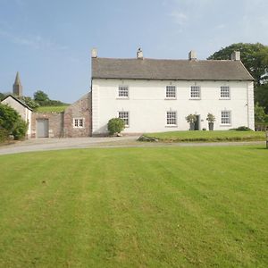 Rame Barton Guest House And Pottery